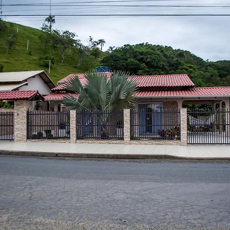 Pé do Morro Pousada Penha  Exterior foto
